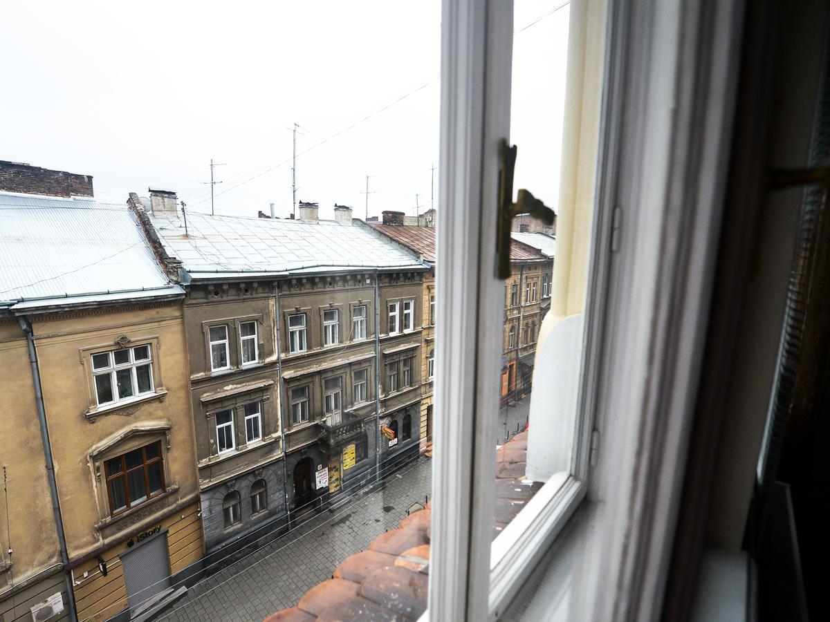 The Historical Family Nest In City Centre Львів Екстер'єр фото